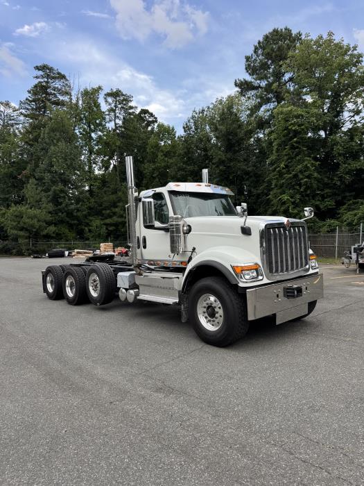 2027 International HX520-7