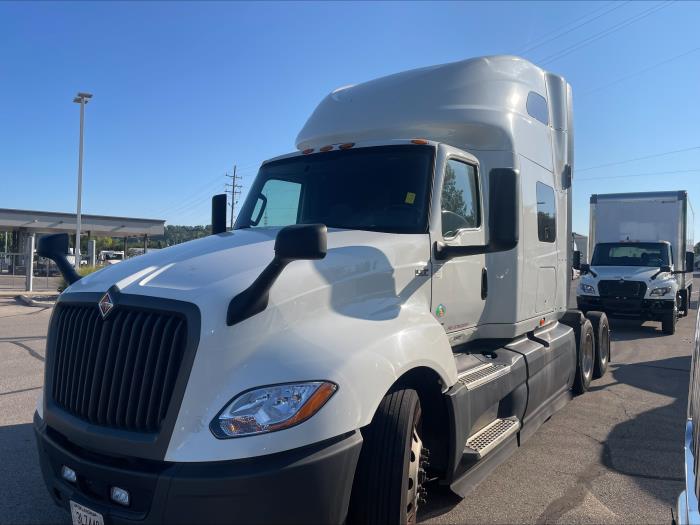 2022 International LT625-0