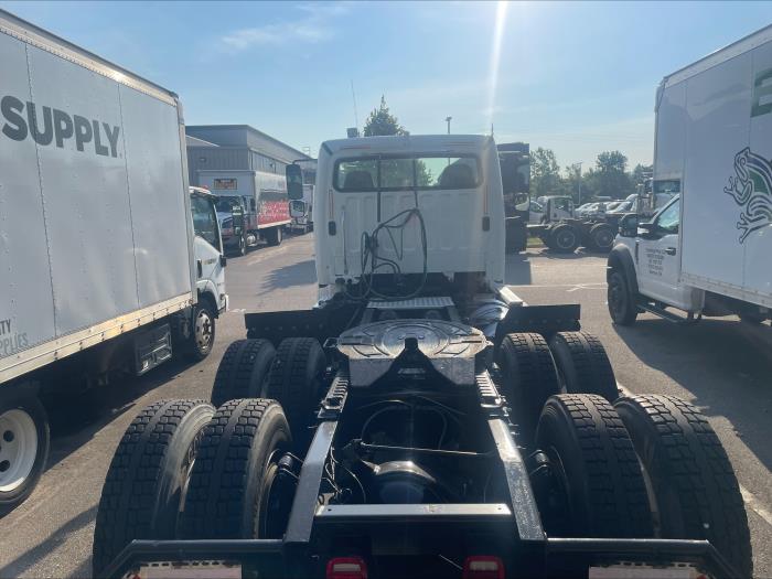 2020 Freightliner Business Class M2 106-2