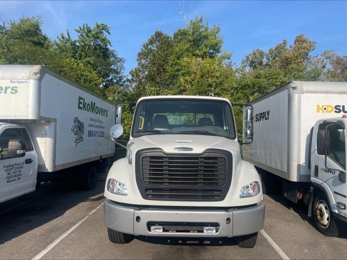 2020 Freightliner Business Class M2 106-5