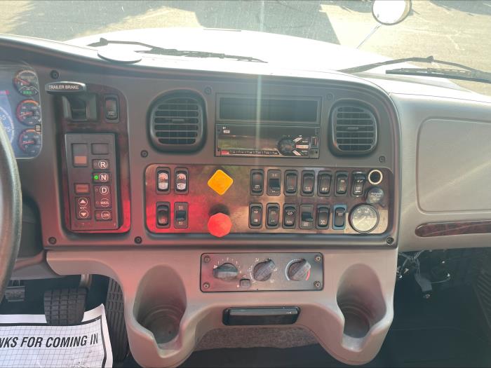 2020 Freightliner Business Class M2 106-9
