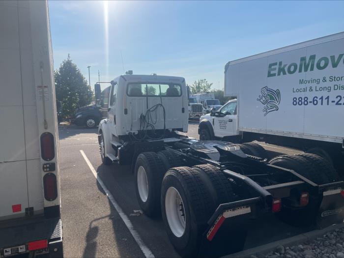 2020 Freightliner Business Class M2 106-1
