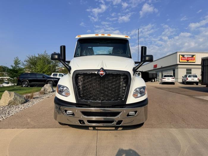2027 International LT625-2
