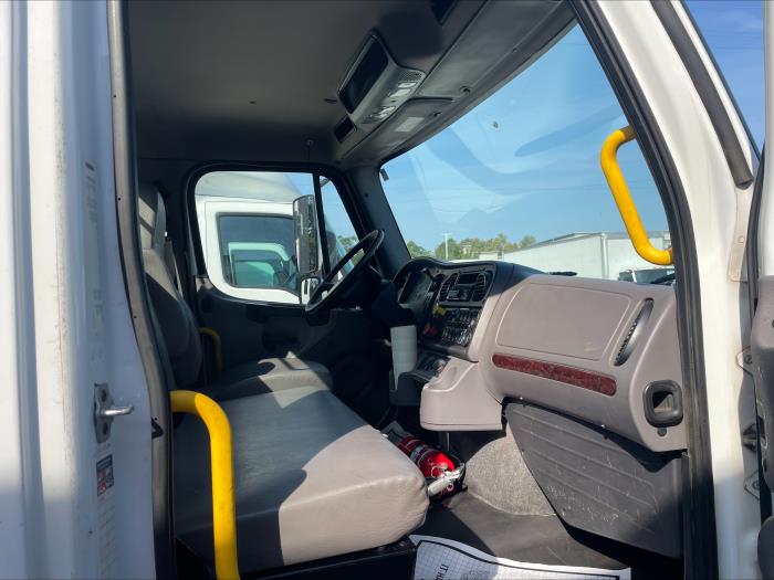 2021 Freightliner Business Class M2 112-11