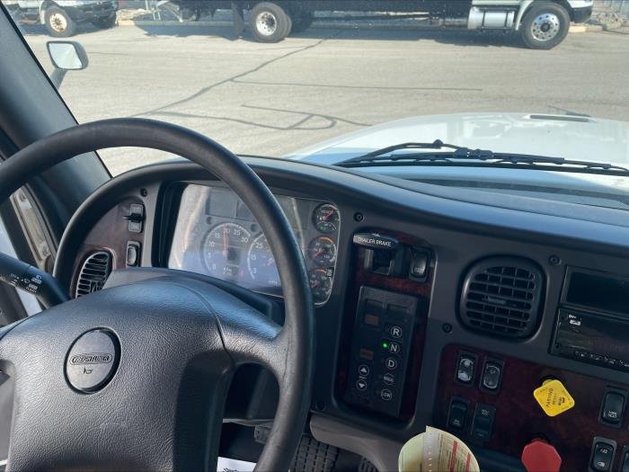 2021 Freightliner Business Class M2 112-13