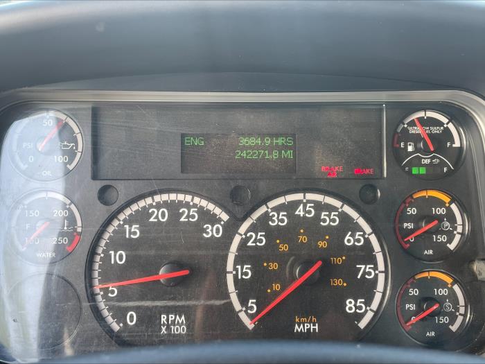 2021 Freightliner Business Class M2 112-7