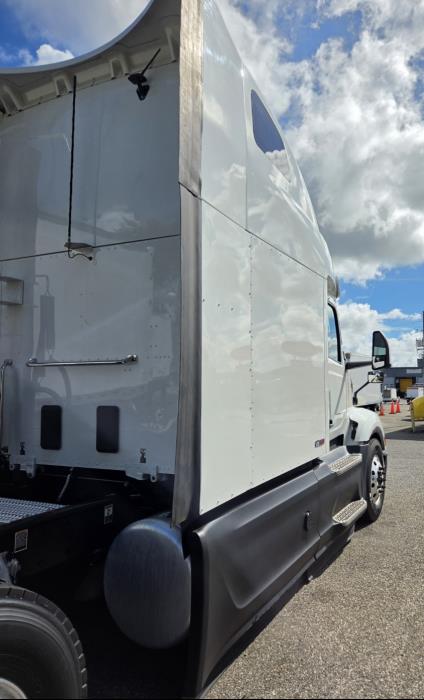 2022 Peterbilt 579-14