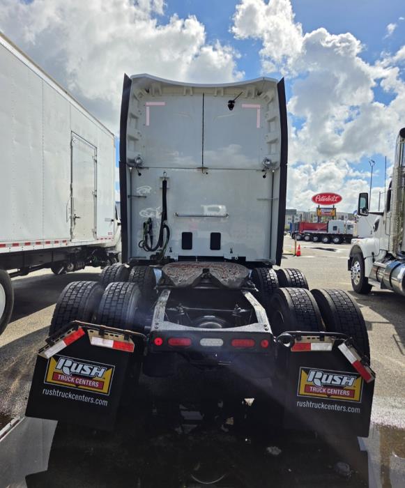 2022 Peterbilt 579-5