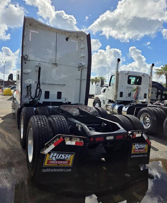 2022 Peterbilt 579-4
