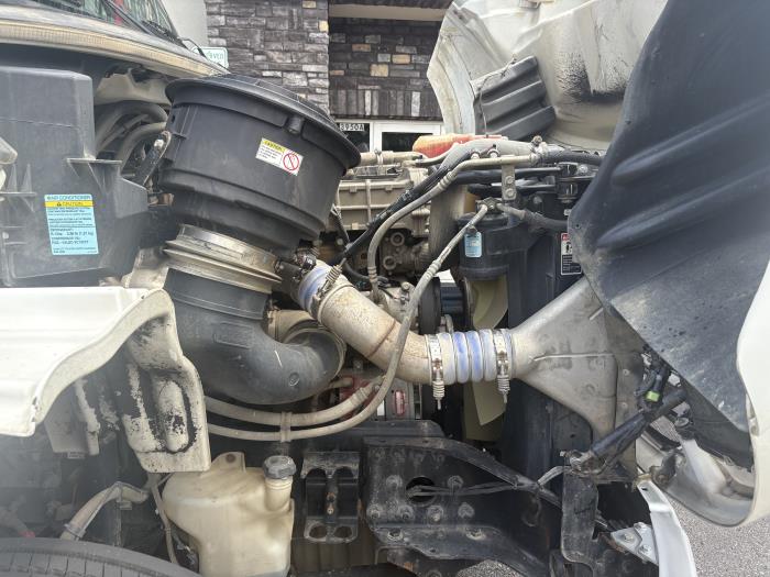 2020 Freightliner Cascadia-14