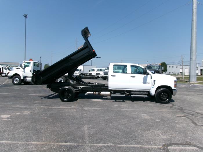 2024 Chevrolet Silverado-9