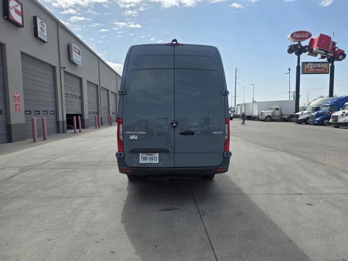 2024 Mercedes-Benz Sprinter-5