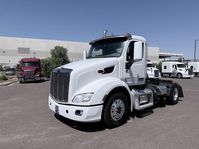 2018 Peterbilt 579-0