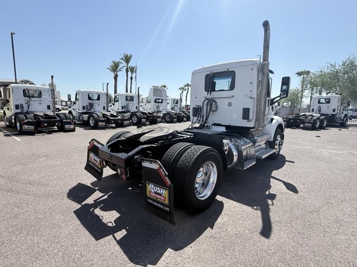 2018 Peterbilt 579-4