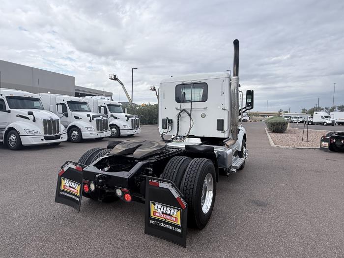 2018 Peterbilt 579-4