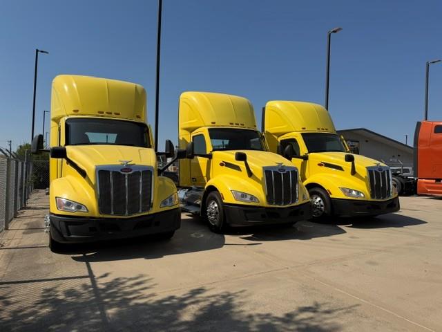 2023 Peterbilt 579-3