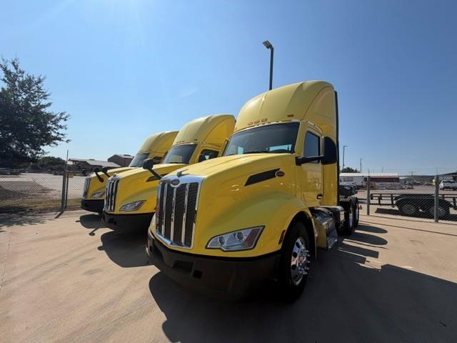 2023 Peterbilt 579-9