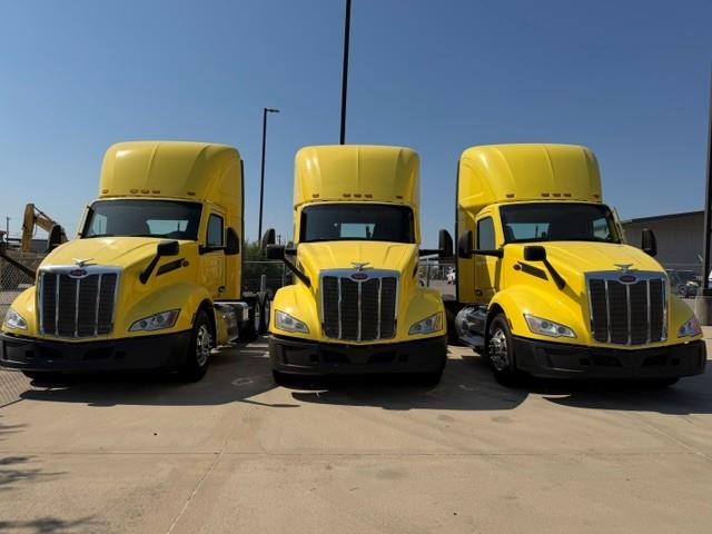 2023 Peterbilt 579-2