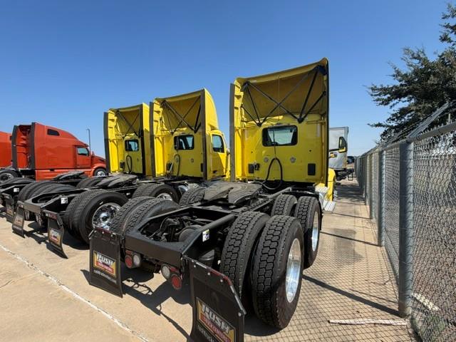2023 Peterbilt 579-4