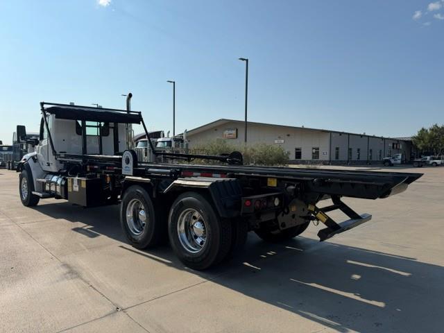 2024 Peterbilt 548-3