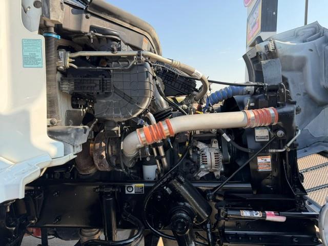2024 Peterbilt 548-13