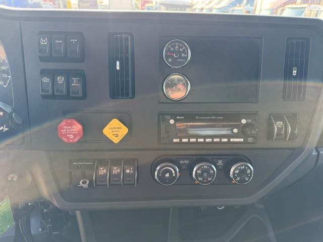 2024 Peterbilt 548-39