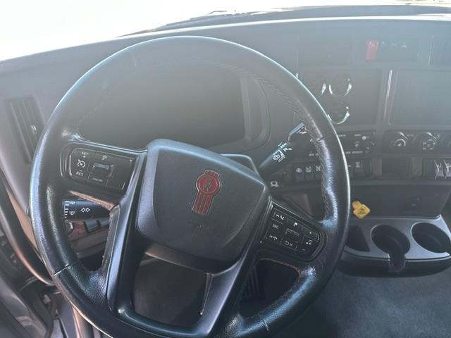 2025 Kenworth T680-9
