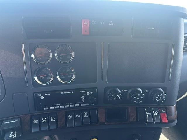 2025 Kenworth T680-16