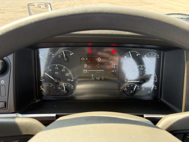 2023 Volvo VNR64T300-18