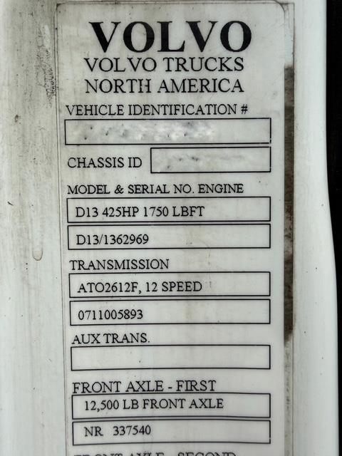 2023 Volvo VNR64T300-23