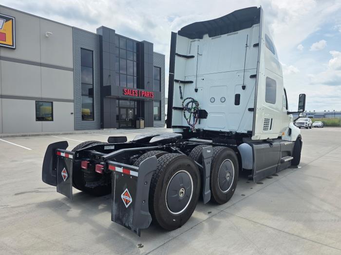 2027 International LT625-3