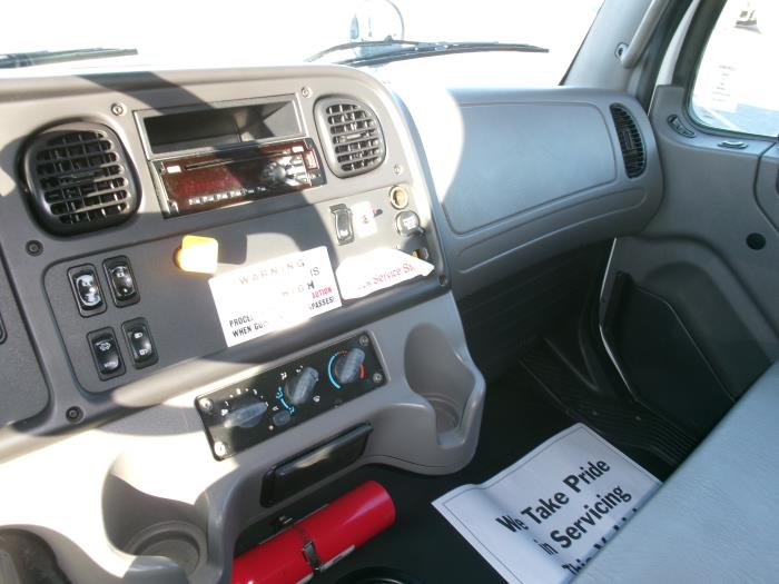 2020 Freightliner Business Class M2 106-15