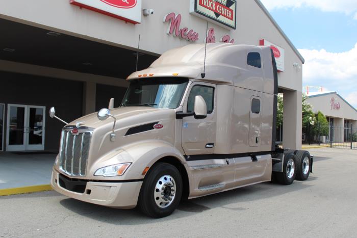 2023 Peterbilt 579-0
