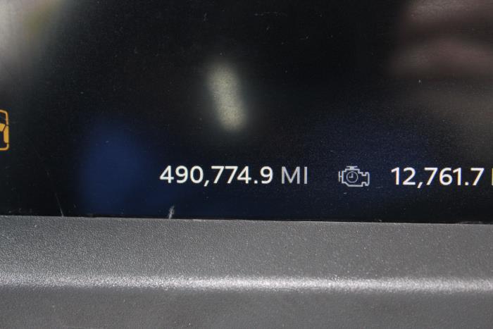 2023 Peterbilt 579-9