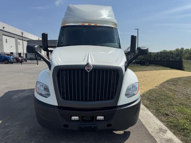 2022 International LT625-1