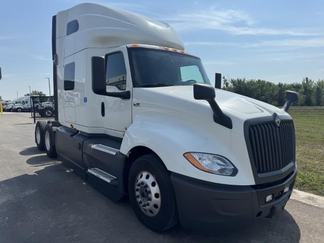 2022 International LT625-2
