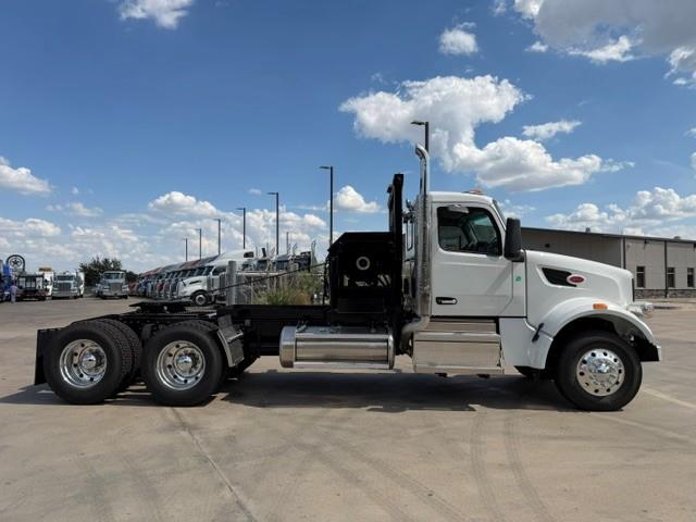 2026 Peterbilt 567-8