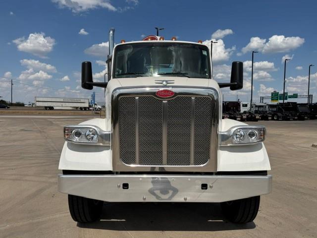 2026 Peterbilt 567-11