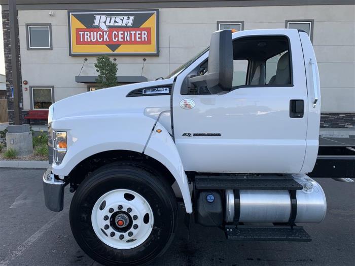2027 Ford F-750-9