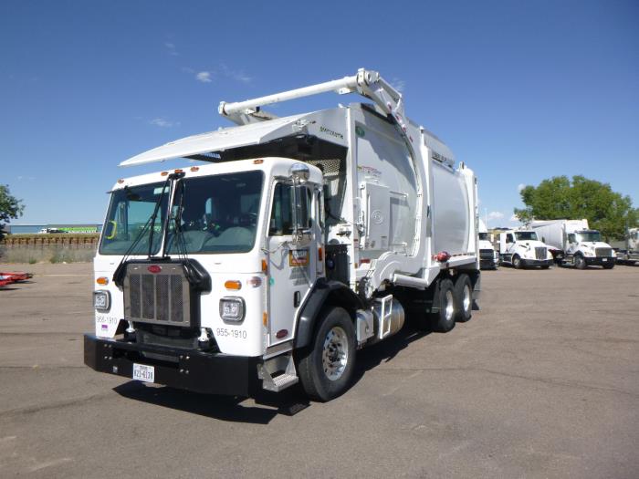 2025 Peterbilt 520-0