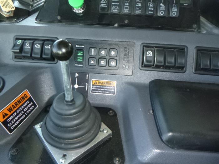 2025 Peterbilt 520-13