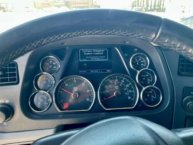 2021 Peterbilt 579-15