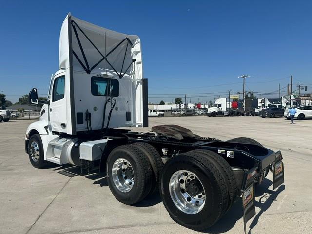 2022 Peterbilt 579-13