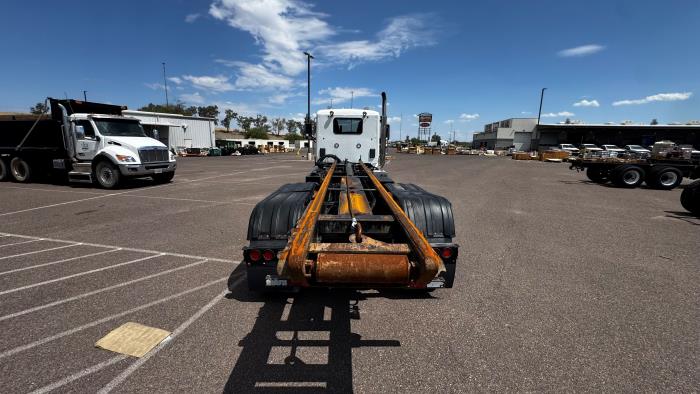 2020 Peterbilt 567-5
