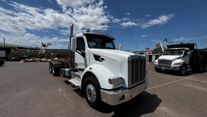 2020 Peterbilt 567-9