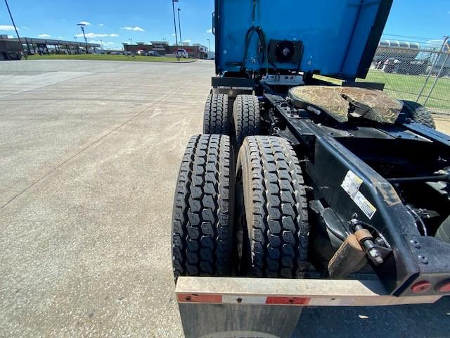 2019 Peterbilt 579-8