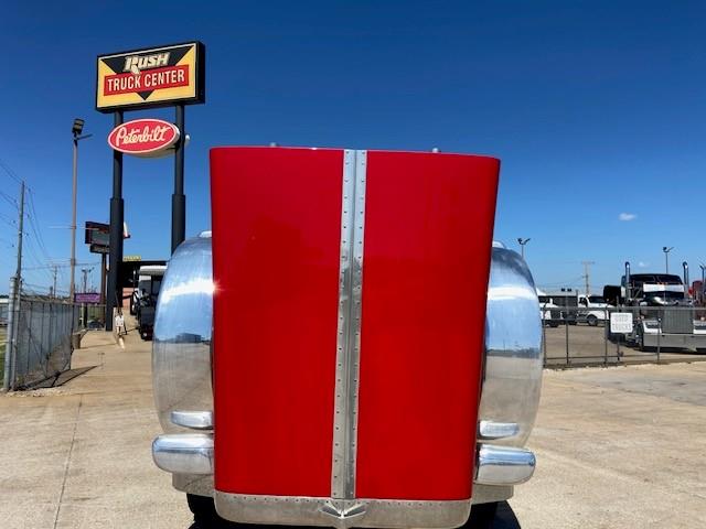 2022 Peterbilt 389-14