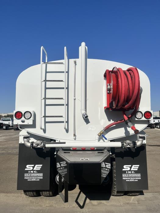 2027 Peterbilt 548-4