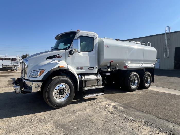 2027 Peterbilt 548-1