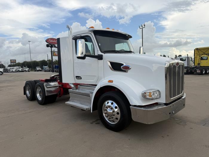 2023 Peterbilt 567-6